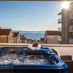 דירה Luxury Sky With Sea View And Whirlpool