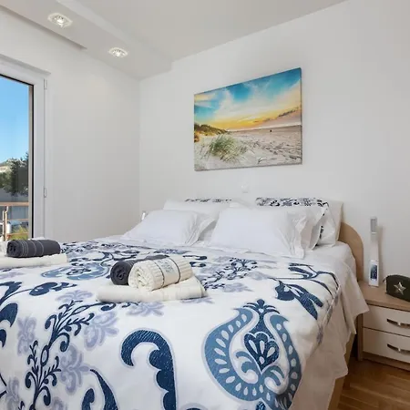 דירה Luxury Sky With Sea View And Whirlpool מאקרסקה